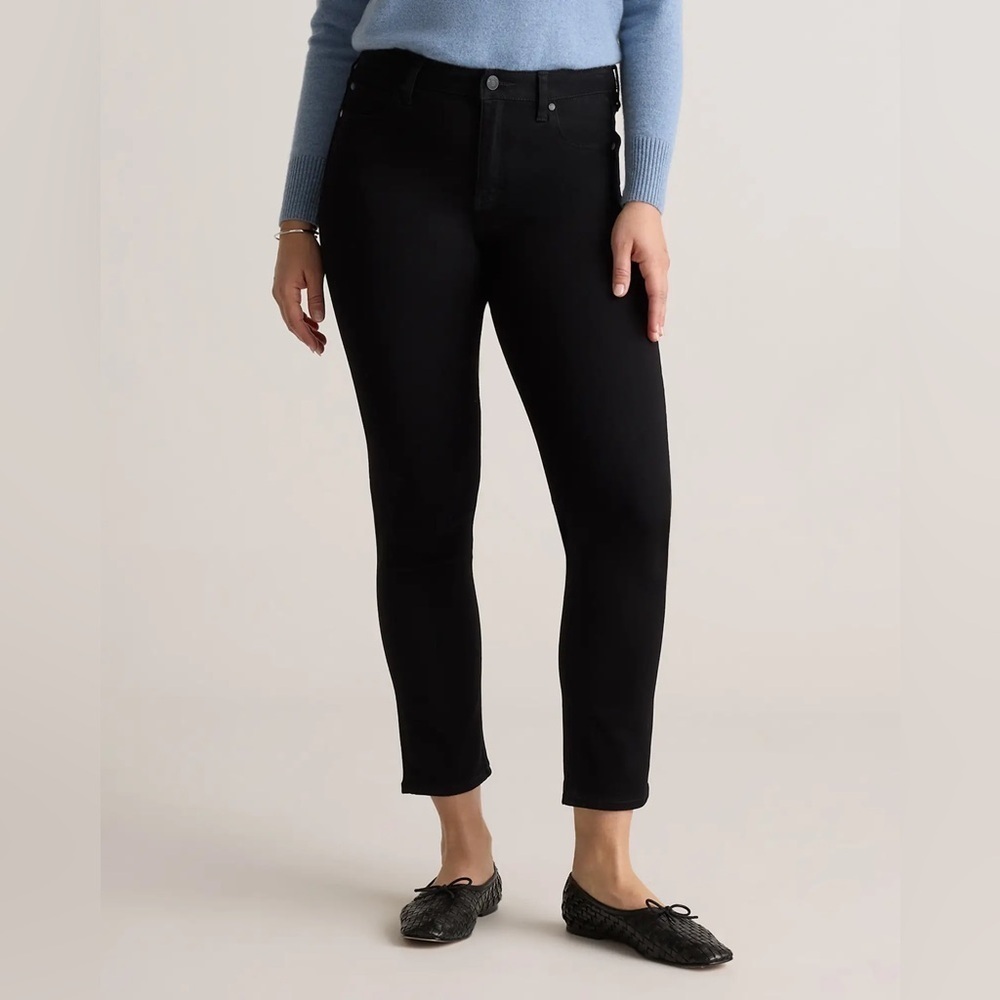 Quince Organic Cotton Mid Rise Slim Straight - 26" inseam / Black / 28